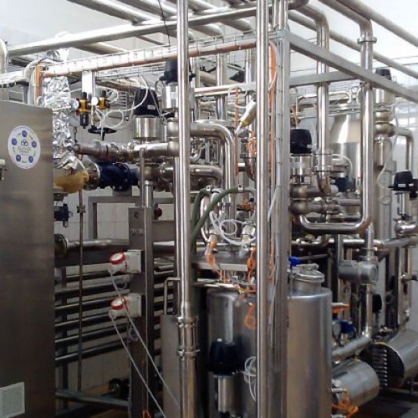 Пастеризационно­охладительная установка молока...