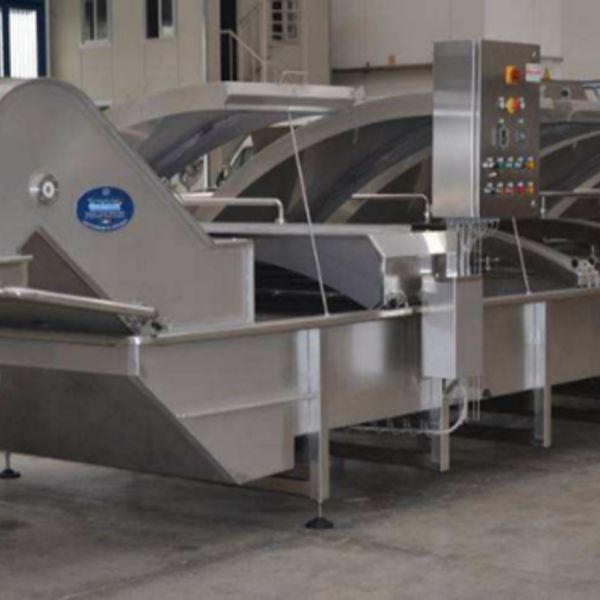 Бассейны (ванны предзакалки/закалки) с крышкой...